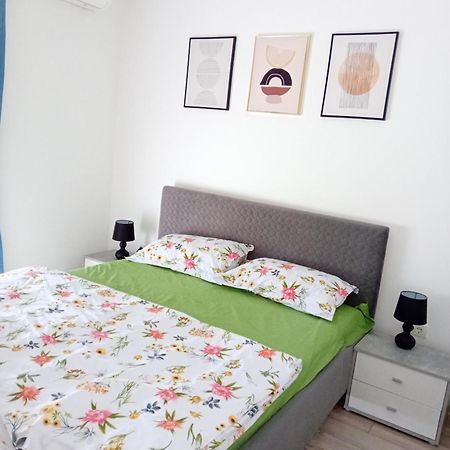 Apartament Adrian Baile Felix Bagian luar foto
